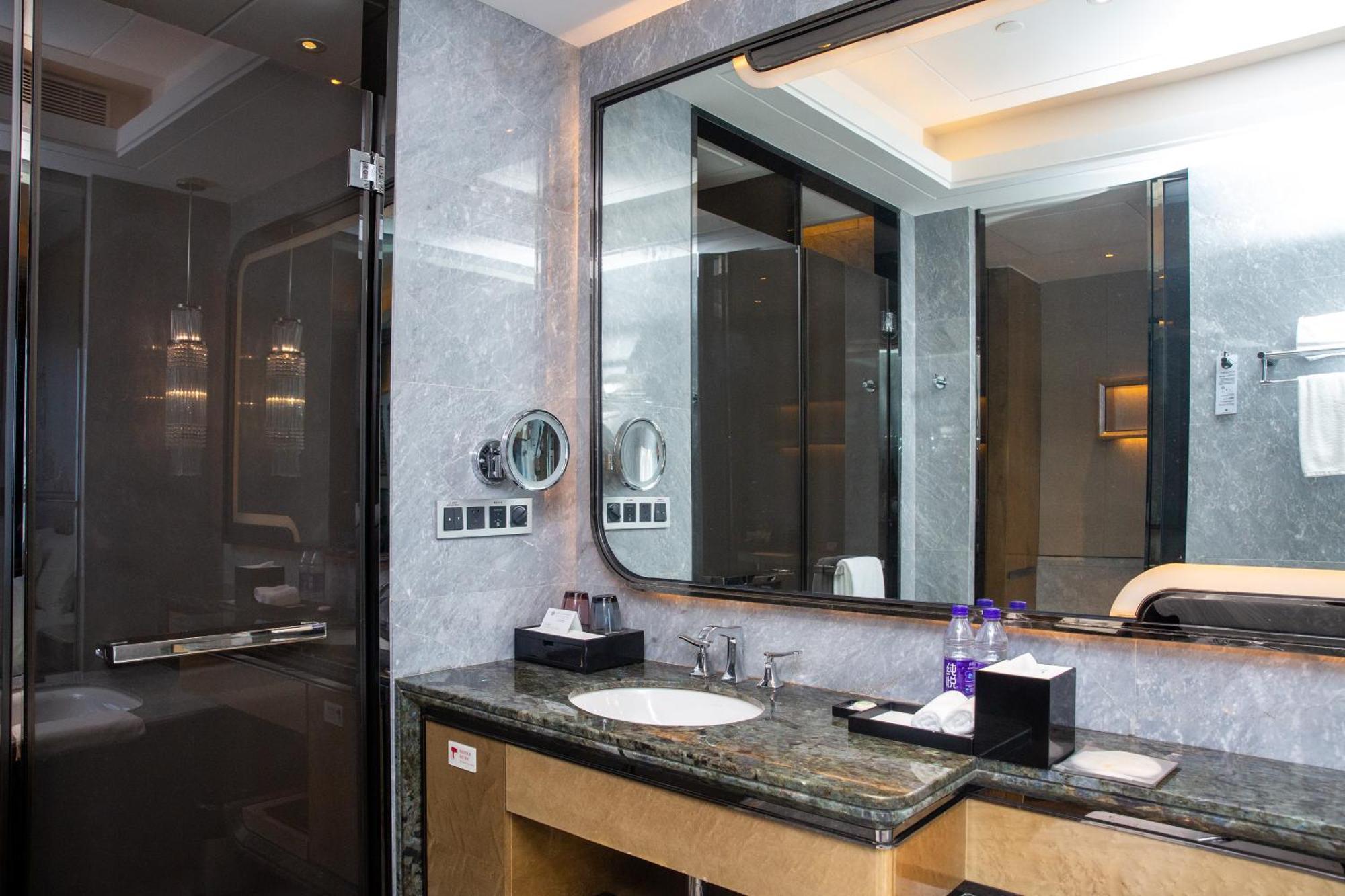 Pullman Yantai Center Otel Dış mekan fotoğraf